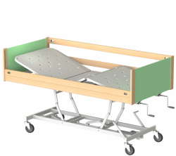 Кровать медицинская функциональная трехсекционная КМФТ144 - "МСК" с гидроподъемом и механически регулируемыми секциями, со спинками и ограждениями из дерева (МСК-6144)